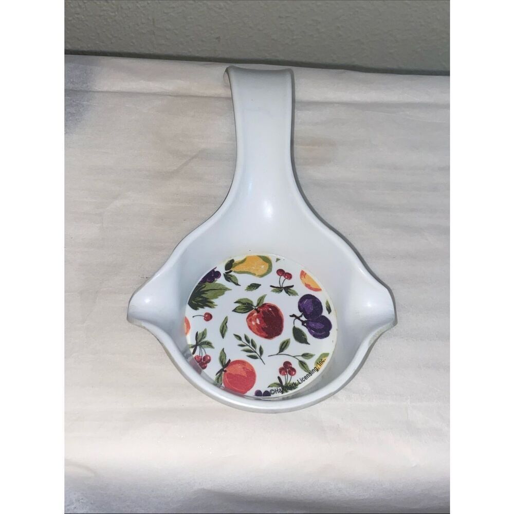 Range Kleen Mfg Inc Fruits Spoon Rest Measuring Cup With Spoon Plastic 1/4 Cup